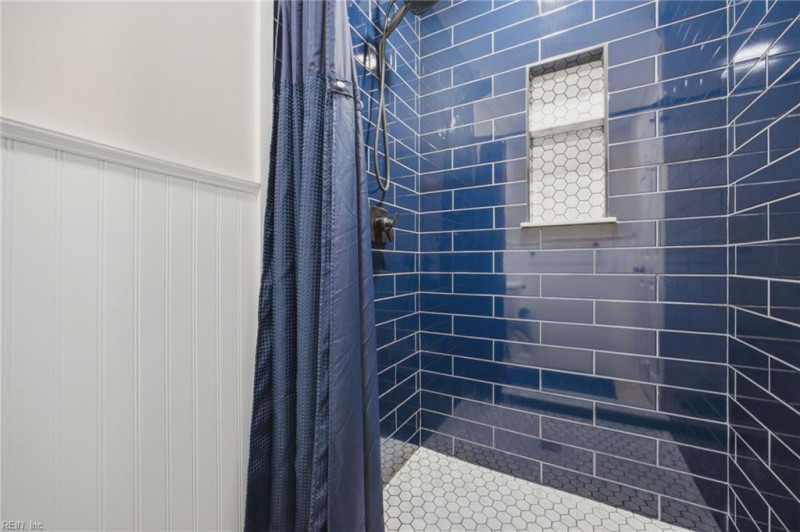 Photo 25 of 31 residential for sale in Virginia Beach virginia