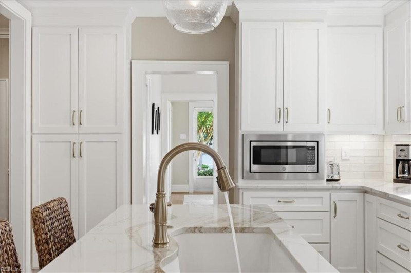 Photo 18 of 40 residential for sale in Norfolk virginia