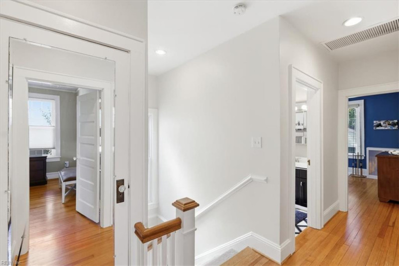 Photo 27 of 40 residential for sale in Norfolk virginia