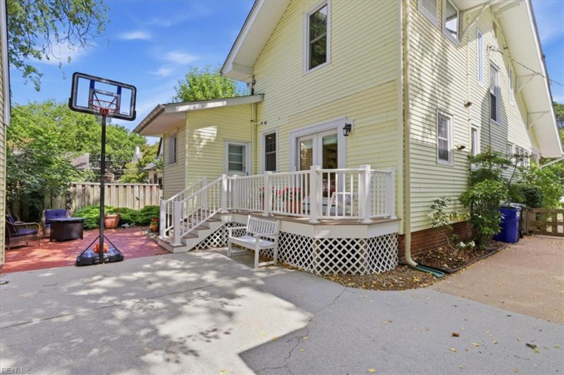 Photo 32 of 40 residential for sale in Norfolk virginia