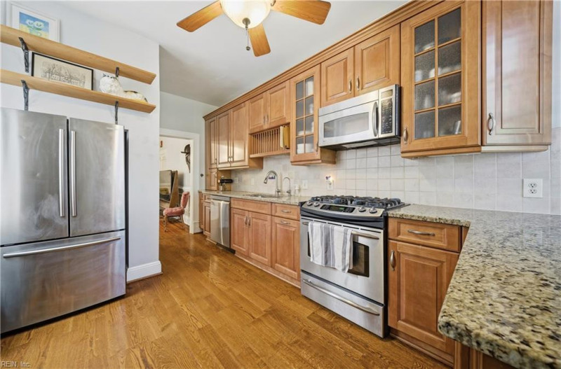 Photo 14 of 45 residential for sale in Norfolk virginia