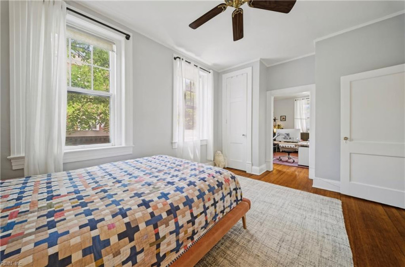 Photo 19 of 45 residential for sale in Norfolk virginia