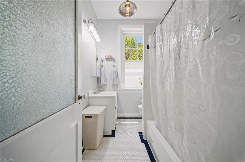 Photo 20 of 45 residential for sale in Norfolk virginia