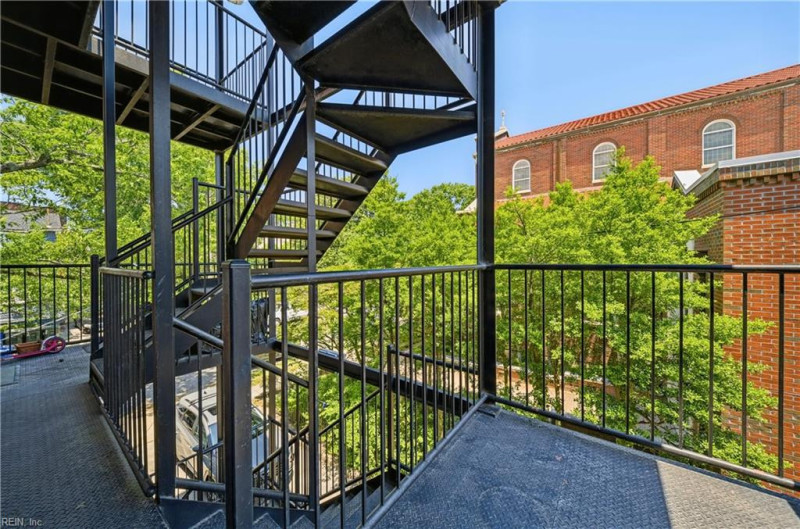 Photo 27 of 45 residential for sale in Norfolk virginia