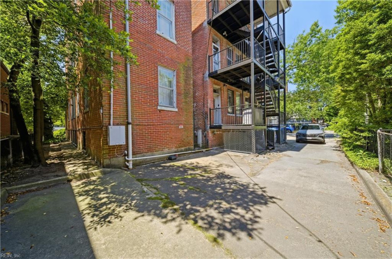 Photo 29 of 45 residential for sale in Norfolk virginia