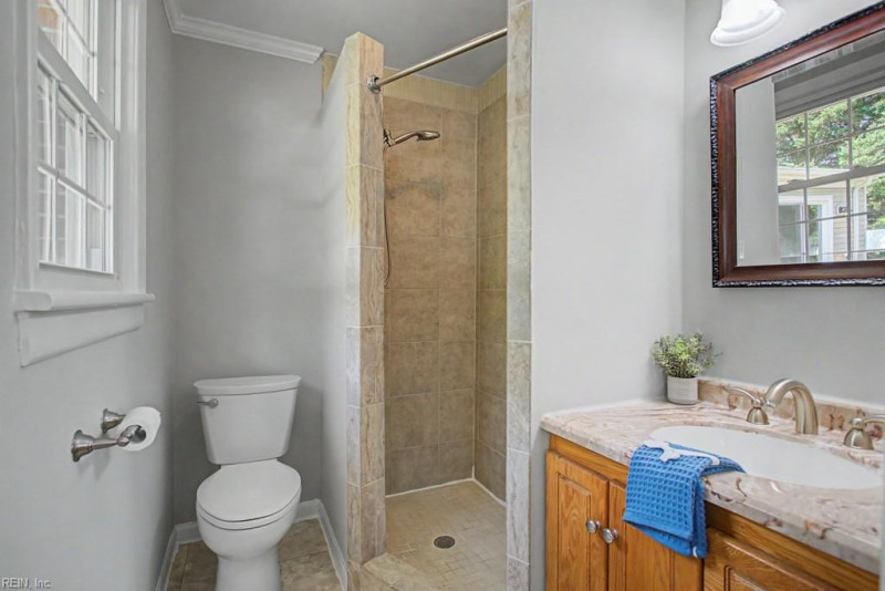 Photo 33 of 43 residential for sale in York County virginia