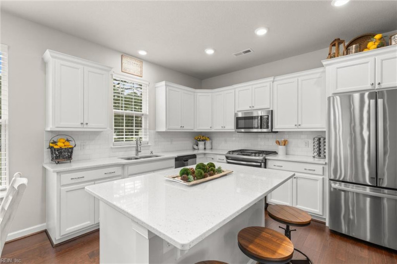 Photo 12 of 35 residential for sale in Suffolk virginia