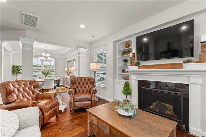 Photo 5 of 35 residential for sale in Suffolk virginia