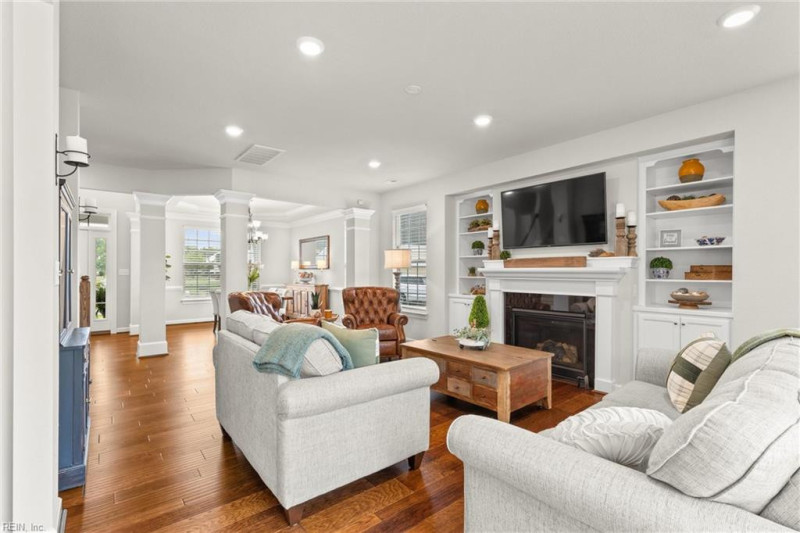 Photo 6 of 35 residential for sale in Suffolk virginia