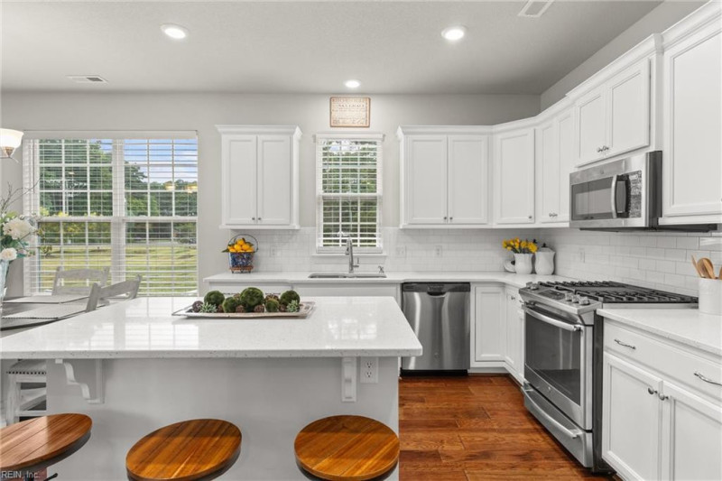 Photo 9 of 35 residential for sale in Suffolk virginia