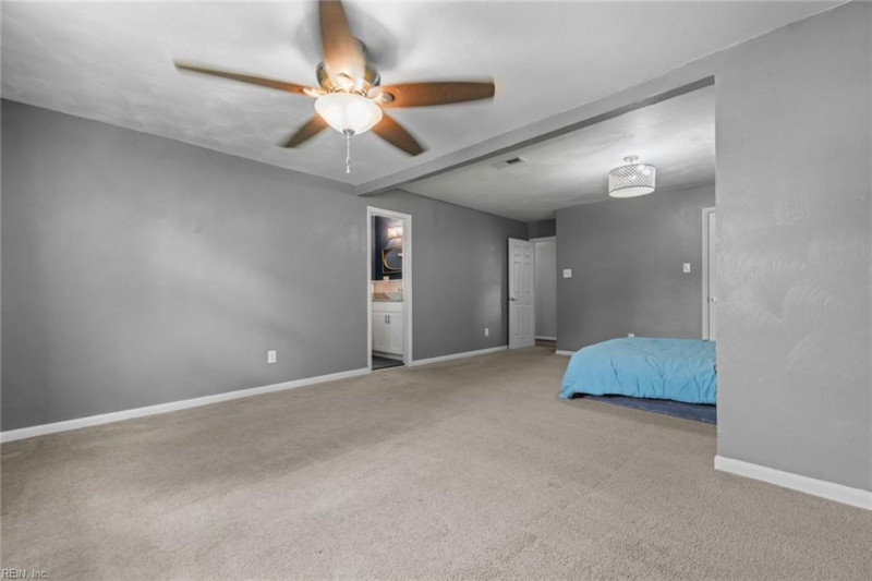 Photo 12 of 27 residential for sale in Suffolk virginia
