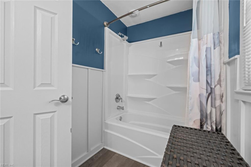 Photo 14 of 27 residential for sale in Suffolk virginia
