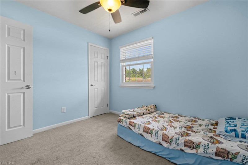 Photo 16 of 27 residential for sale in Suffolk virginia