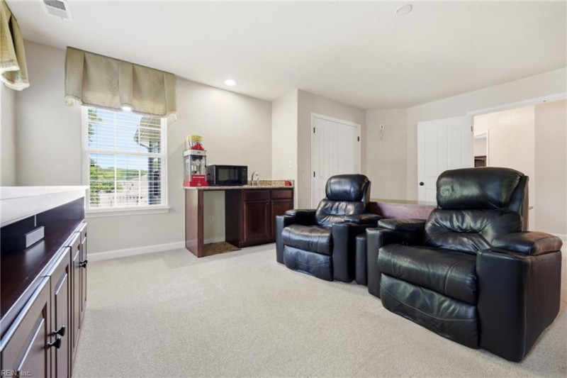 Photo 32 of 50 residential for sale in Chesapeake virginia