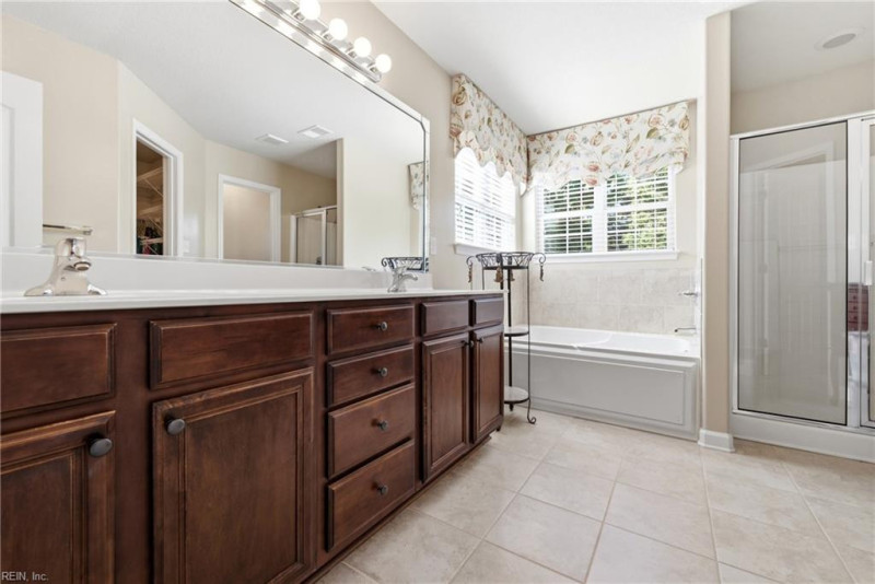 Photo 37 of 50 residential for sale in Chesapeake virginia
