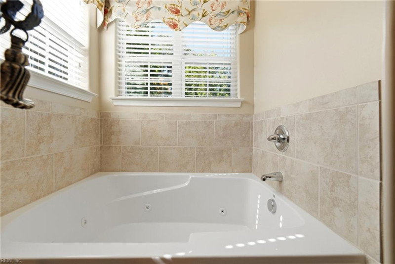 Photo 40 of 50 residential for sale in Chesapeake virginia