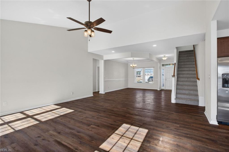 Photo 13 of 45 residential for sale in Chesapeake virginia
