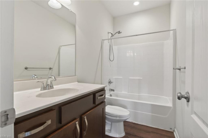 Photo 22 of 45 residential for sale in Chesapeake virginia