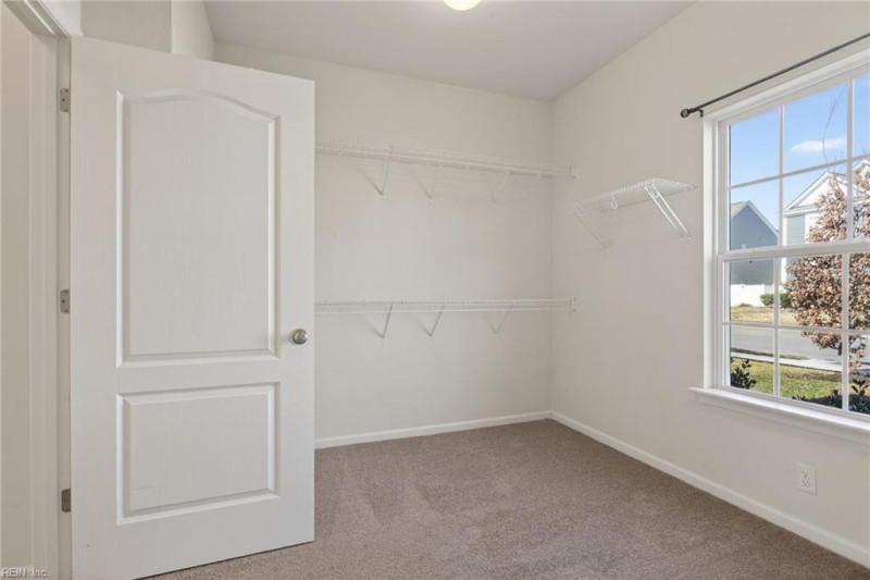 Photo 33 of 45 residential for sale in Chesapeake virginia
