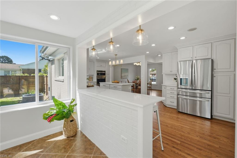Photo 12 of 49 residential for sale in Virginia Beach virginia