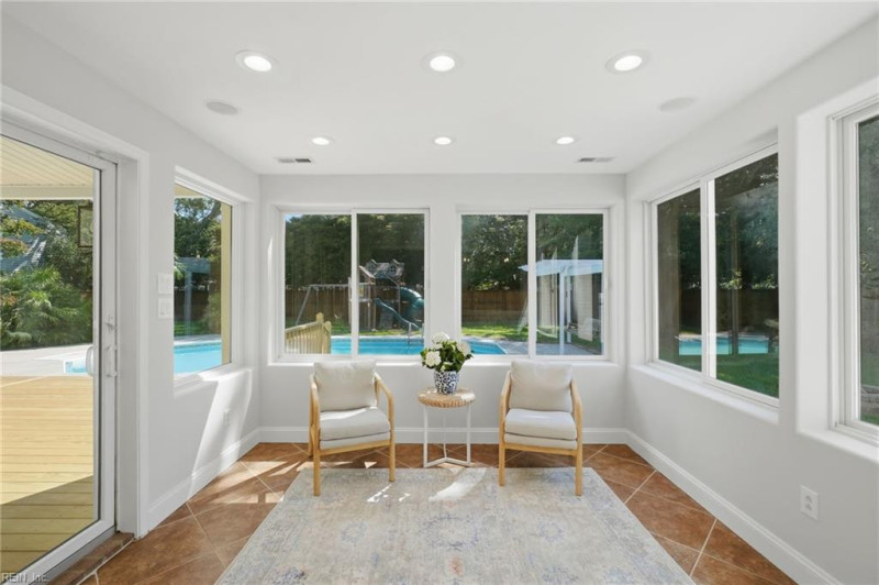 Photo 14 of 49 residential for sale in Virginia Beach virginia