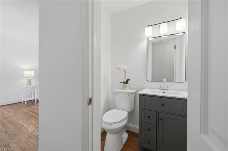 Photo 18 of 49 residential for sale in Virginia Beach virginia