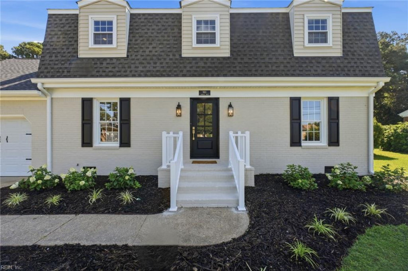 Photo 2 of 49 residential for sale in Virginia Beach virginia