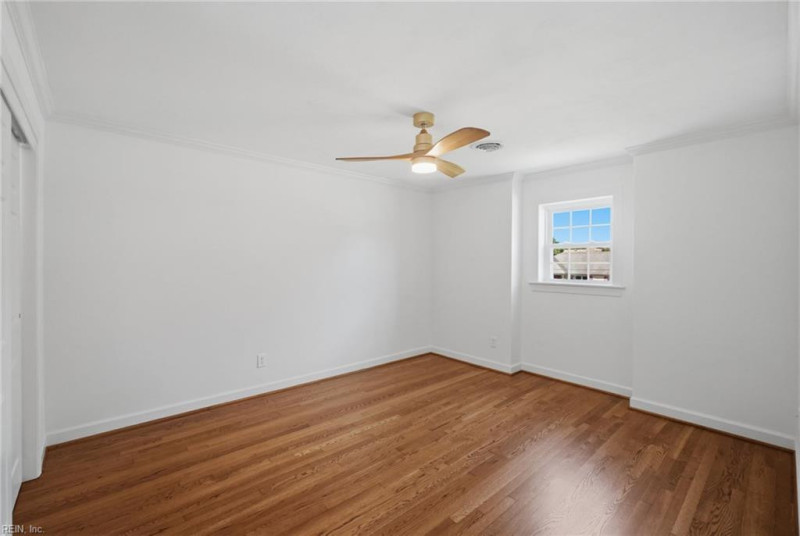 Photo 27 of 49 residential for sale in Virginia Beach virginia