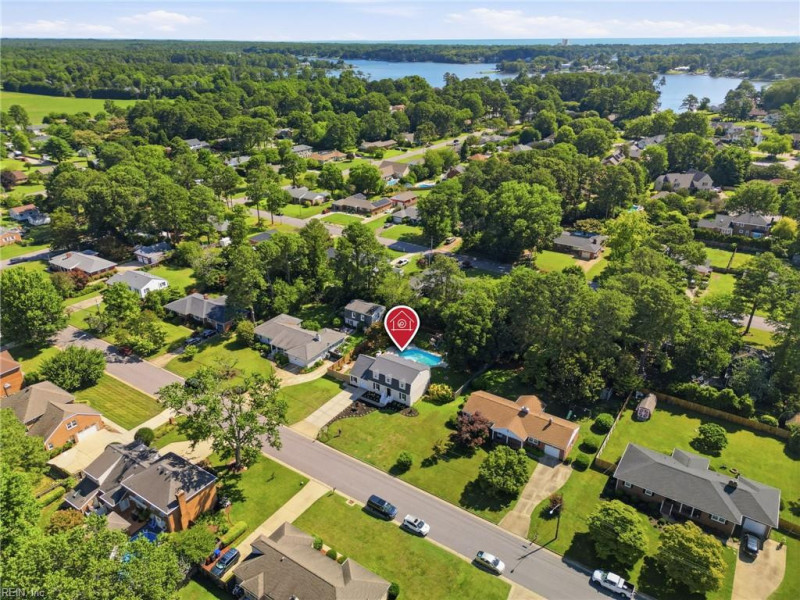 Photo 3 of 49 residential for sale in Virginia Beach virginia
