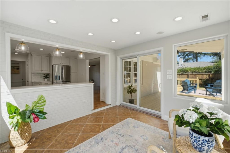 Photo 33 of 49 residential for sale in Virginia Beach virginia