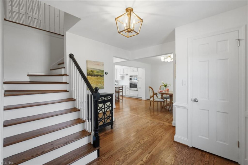 Photo 5 of 49 residential for sale in Virginia Beach virginia