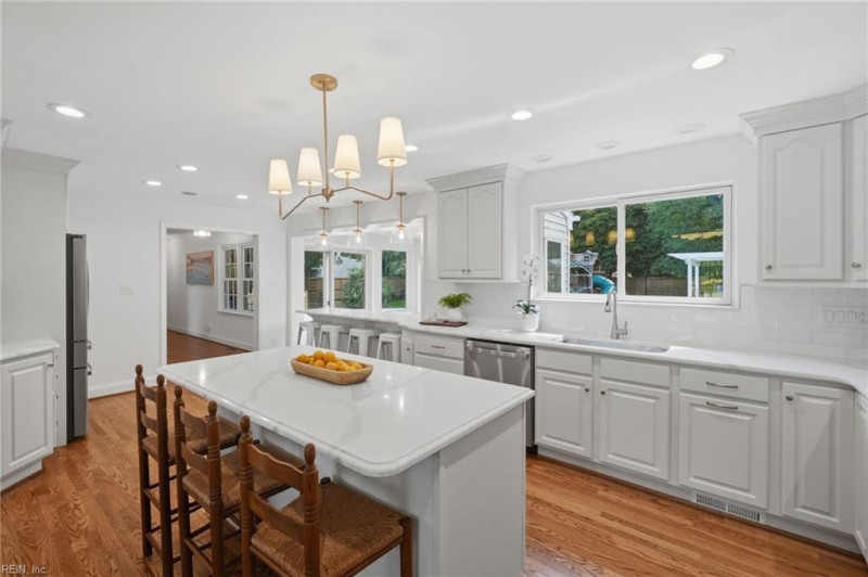 Photo 9 of 49 residential for sale in Virginia Beach virginia