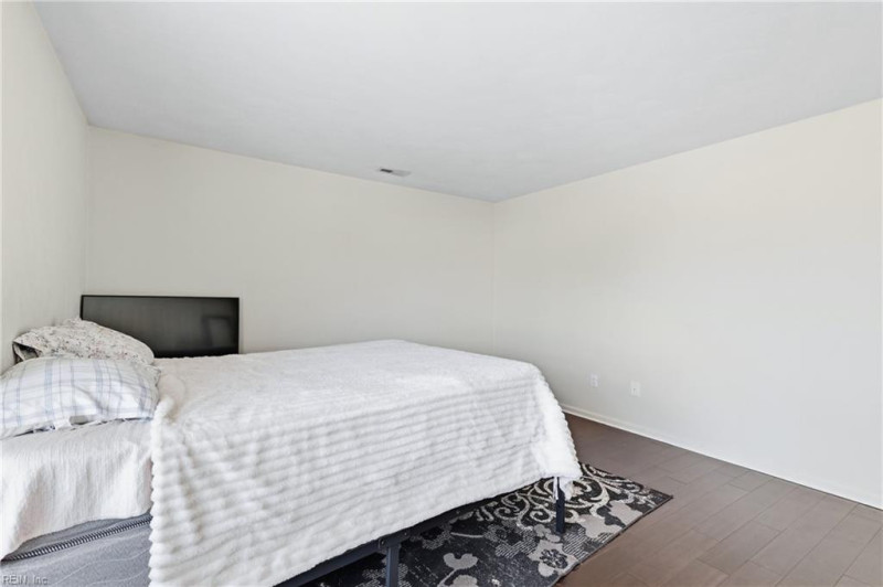 Photo 23 of 42 residential for sale in Virginia Beach virginia