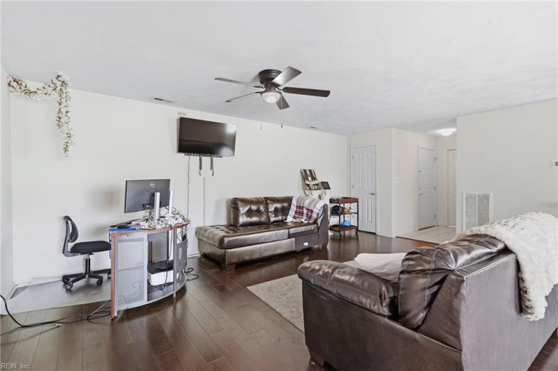 Photo 3 of 42 residential for sale in Virginia Beach virginia