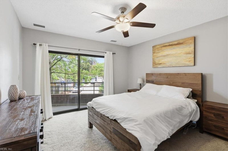 Photo 18 of 39 residential for sale in Norfolk virginia