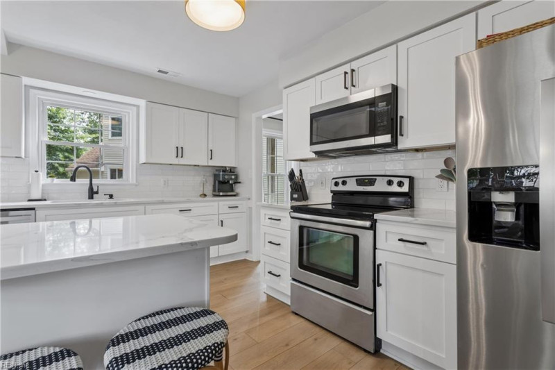 Photo 15 of 50 residential for sale in Newport News virginia