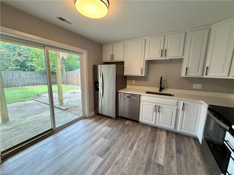 Photo 7 of 27 residential for sale in Virginia Beach virginia