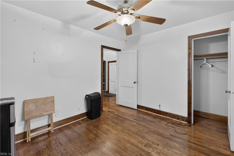 Photo 16 of 39 residential for sale in Norfolk virginia