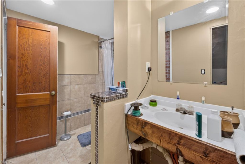 Photo 21 of 39 residential for sale in Norfolk virginia