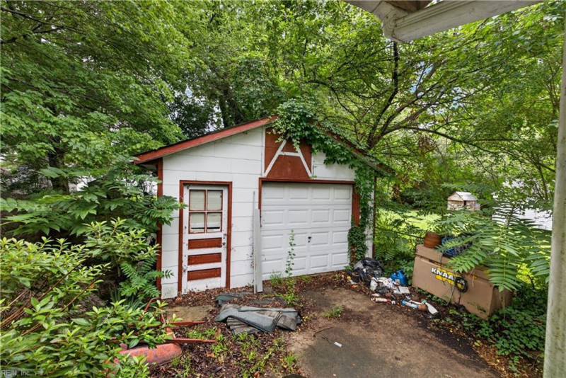 Photo 30 of 39 residential for sale in Norfolk virginia