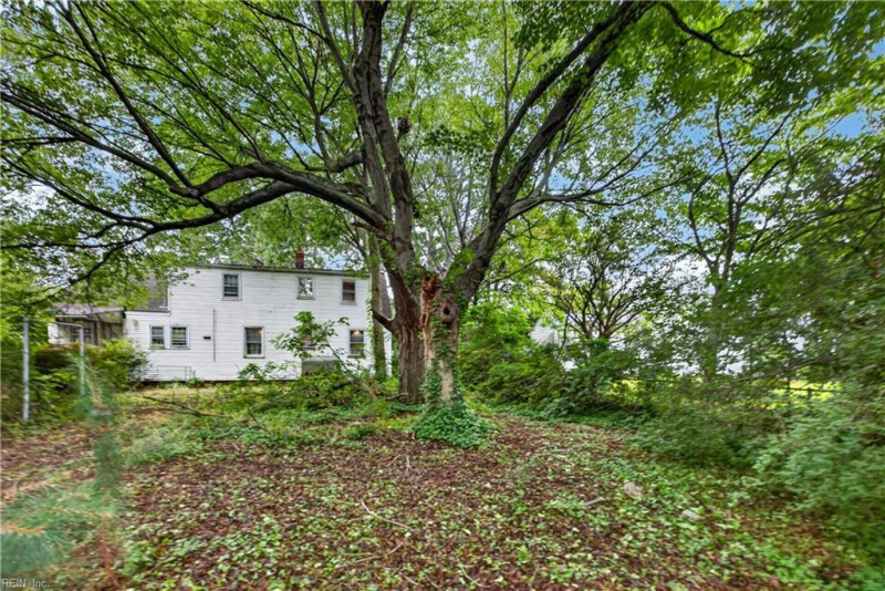 Photo 35 of 39 residential for sale in Norfolk virginia