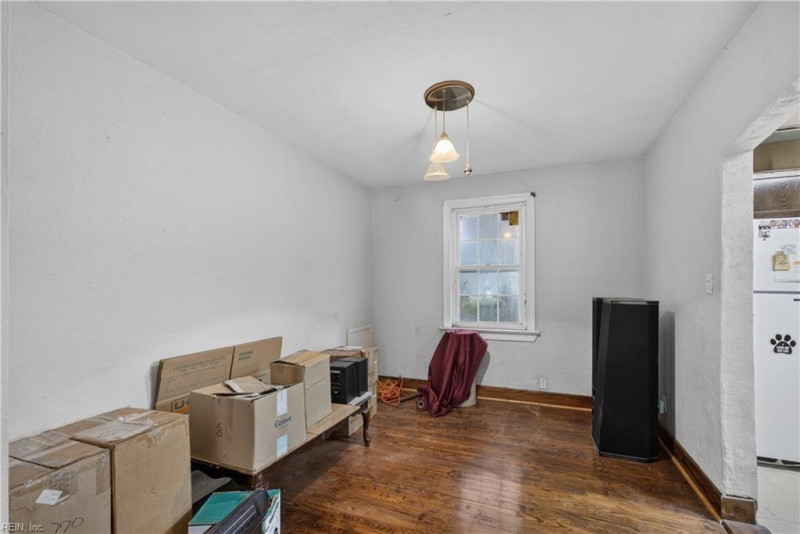 Photo 5 of 39 residential for sale in Norfolk virginia
