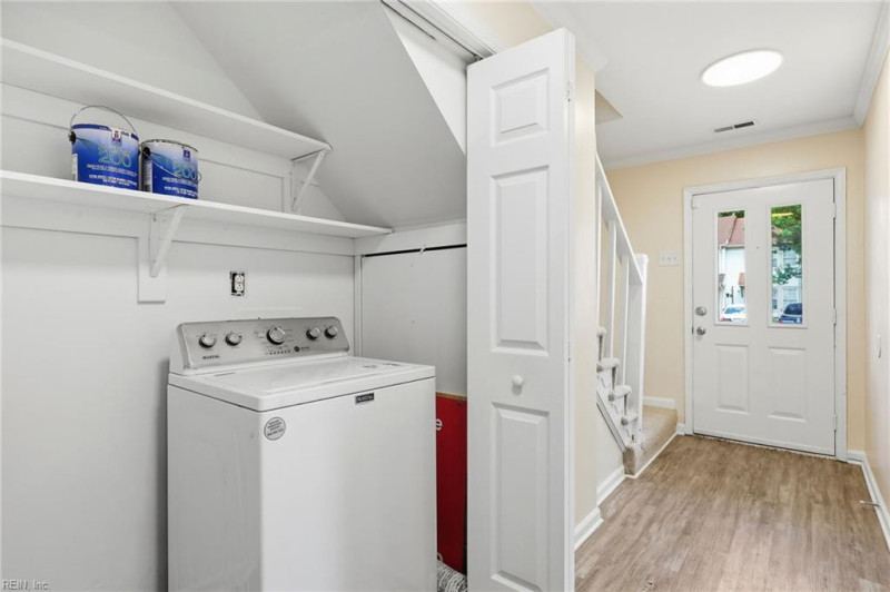 Photo 15 of 37 residential for sale in Virginia Beach virginia