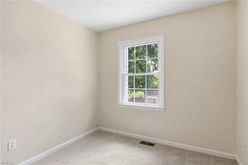 Photo 23 of 37 residential for sale in Virginia Beach virginia