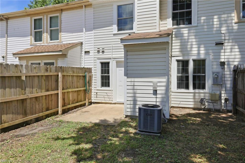 Photo 29 of 37 residential for sale in Virginia Beach virginia