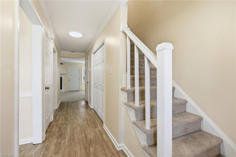 Photo 3 of 37 residential for sale in Virginia Beach virginia