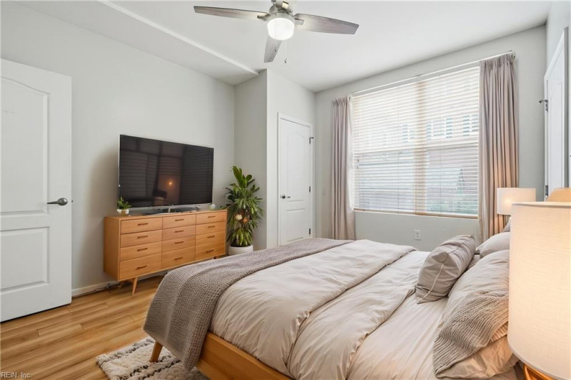 Photo 19 of 36 residential for sale in Norfolk virginia