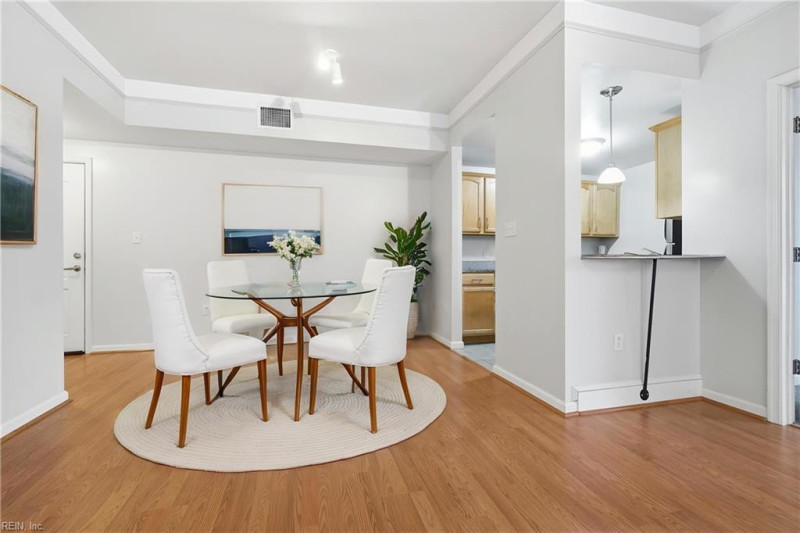 Photo 5 of 36 residential for sale in Norfolk virginia