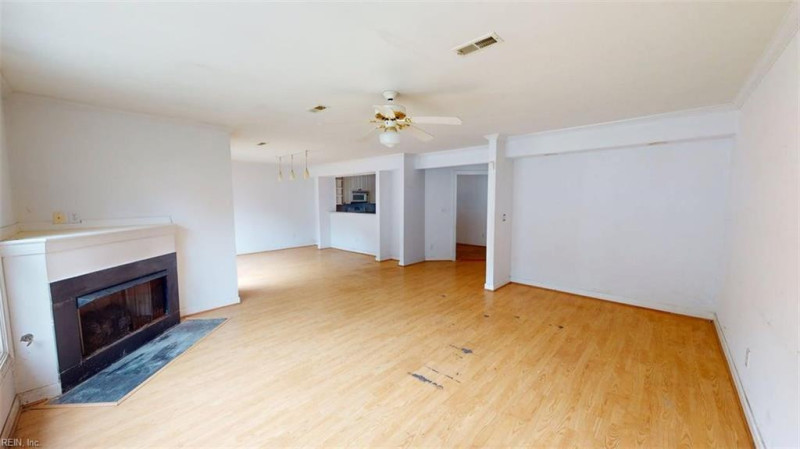 Photo 11 of 50 residential for sale in James City County virginia