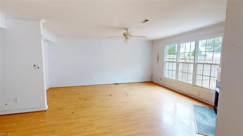 Photo 14 of 50 residential for sale in James City County virginia